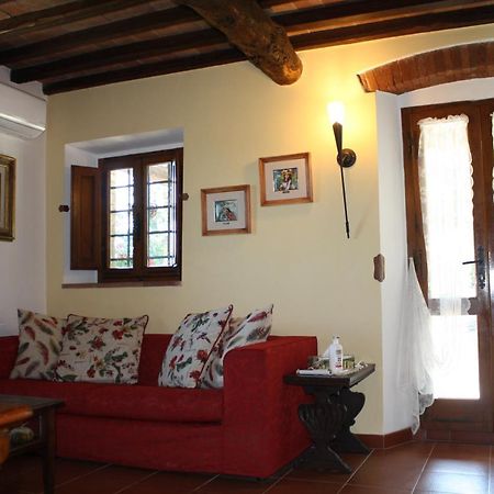 Agriturismo Borgo Il Bonagino Radda in Chianti Bagian luar foto